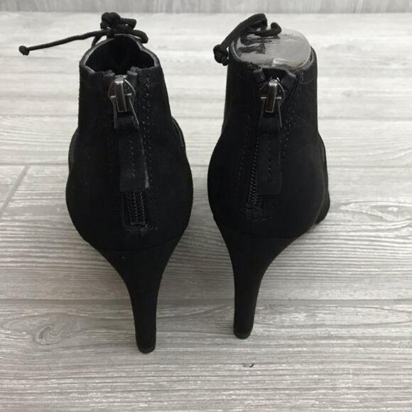 NIB Franco sarto Shawnee black 7.5 tie heel shoes corset front - Picture 5 of 8